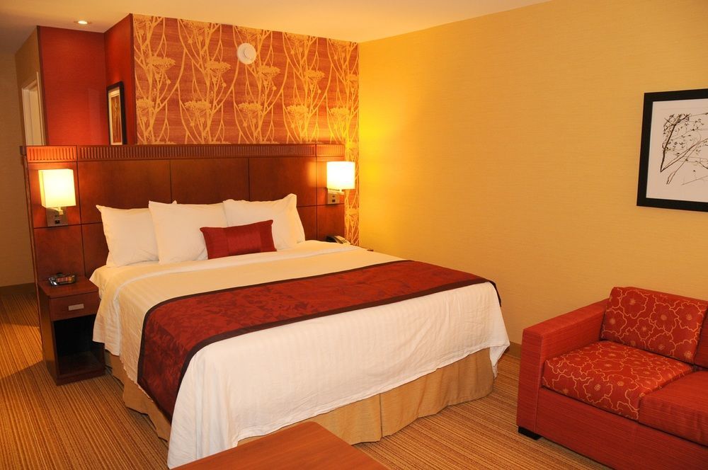 Courtyard Des Moines West-Jordan Creek Otel West Des Moines Oda fotoğraf